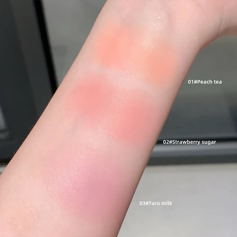 Gege Bear cushion liquid blush for cheek